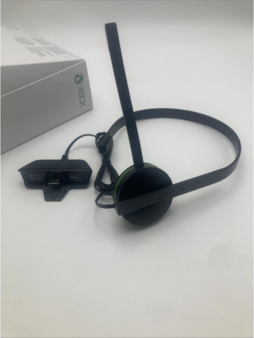 Official Microsoft Wired Chat Headset for XBOX / Windows 10